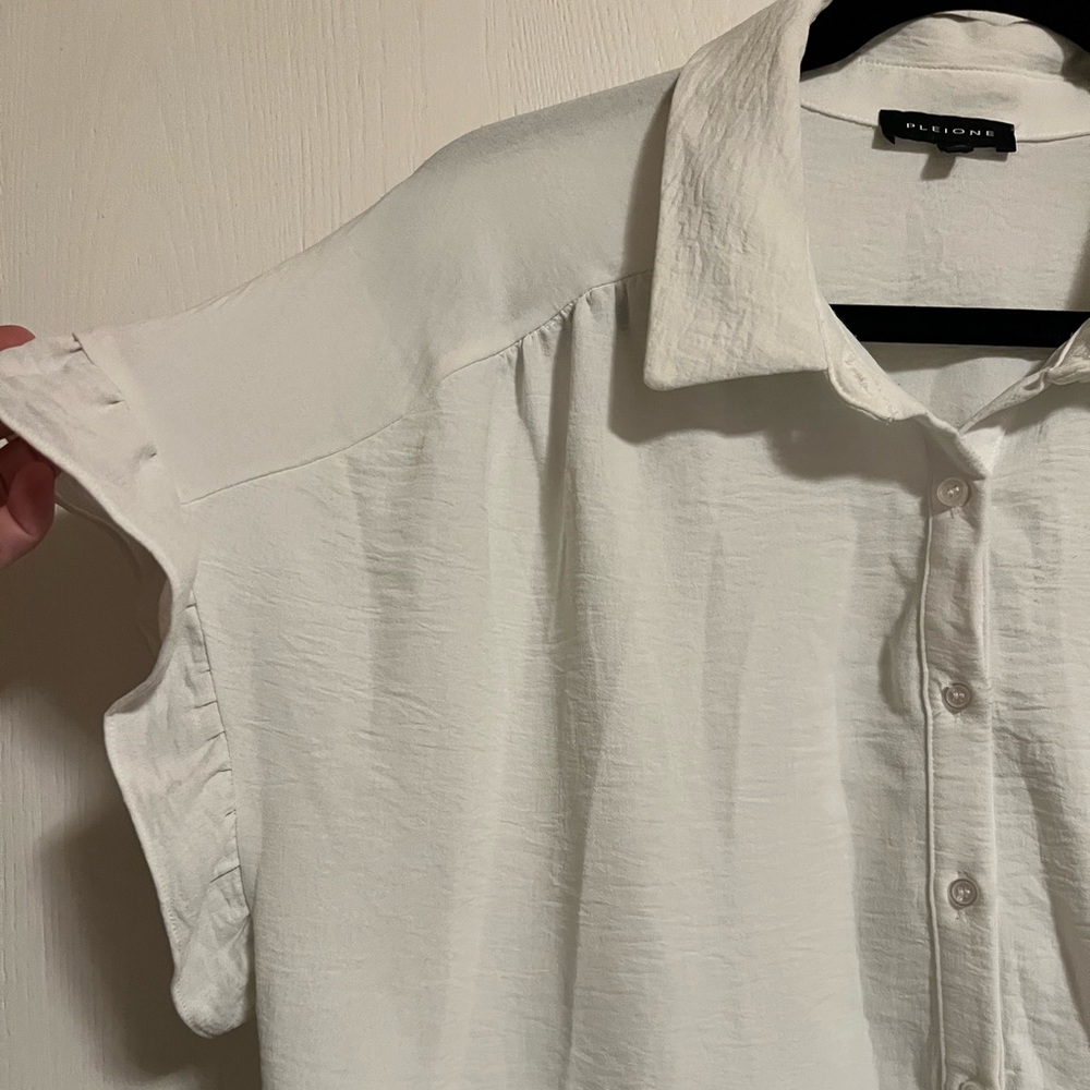 Short ruffled sleeve button up